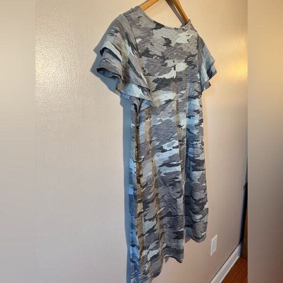 Gray Isabel Maternity Flutter Sleeve Dress Size M EUC - Picture 5 of 6